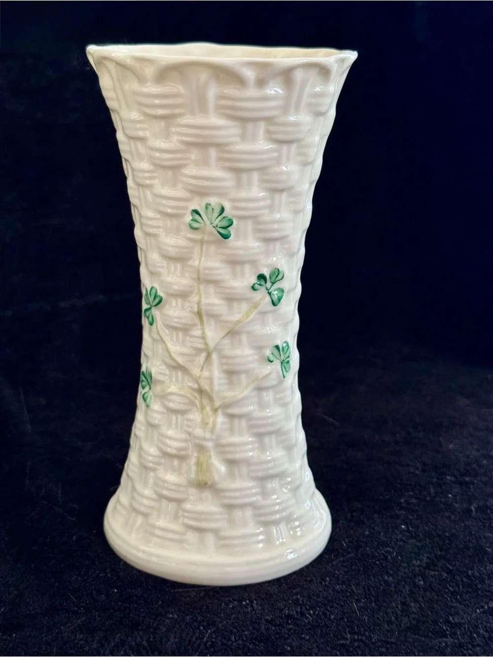 Belleek Basket Weave Shamrock Porcelain Vase 5.5 inch White Old Mark Vintage